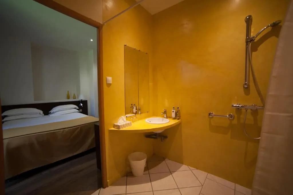 Hotel La Beauze - Miniature 8