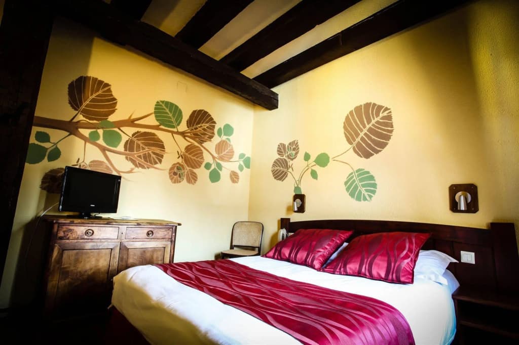 Hotel De La Couronne - Photo 5