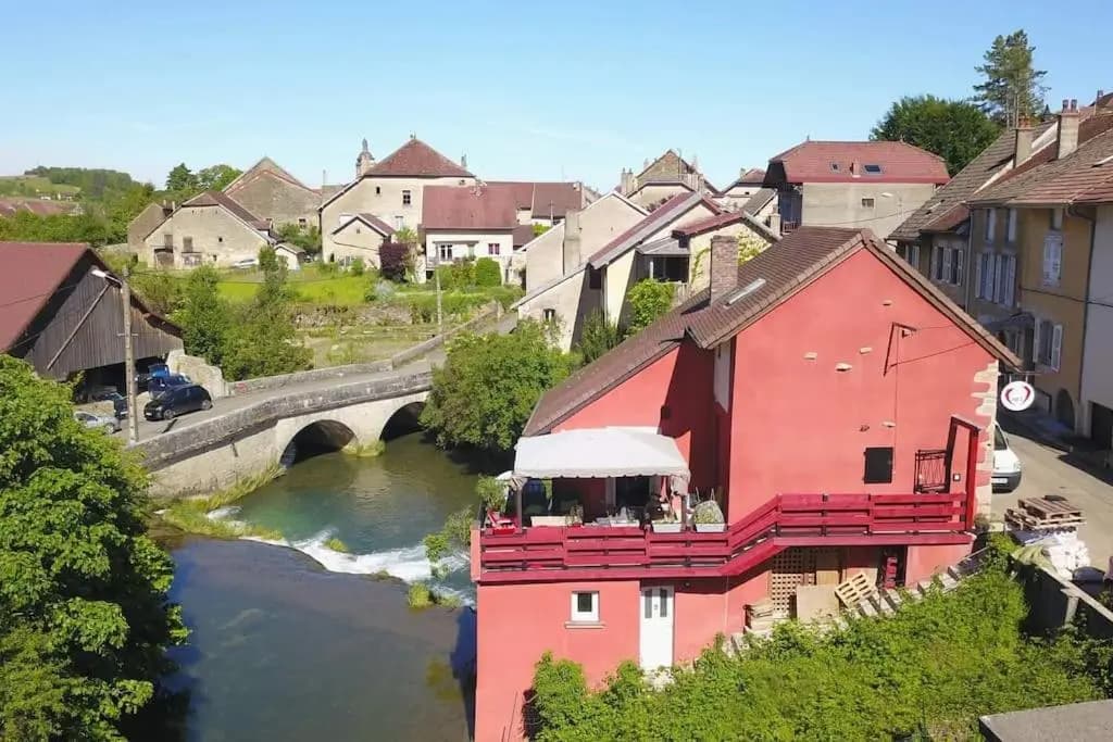 CHEZ INES - Un lieu de vie en Arbois 2 à 14 personnes - Miniature 8