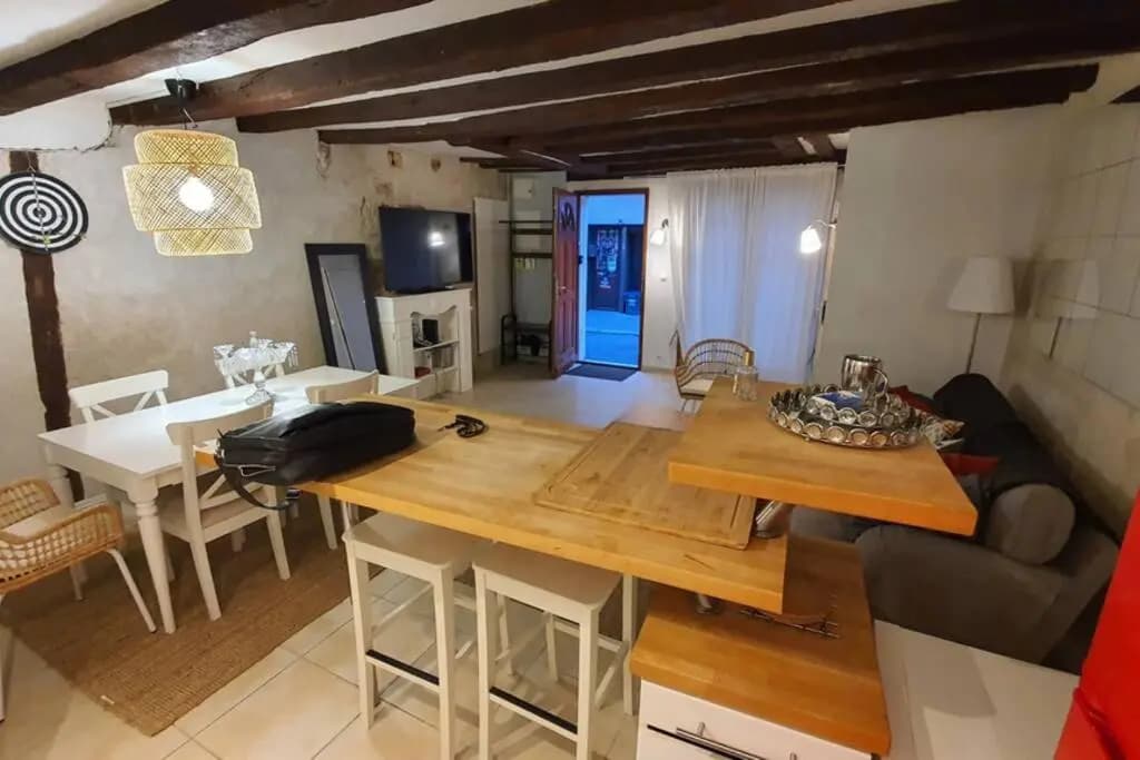 MAISON GÎTE ENTIER EN HYPER HYPER CENTRE AUX COEUR DES HALLES de TOURS de 2 à 7 PERSONNES - Photo 5