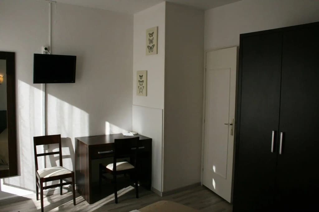 Hotel Vila - Photo 4