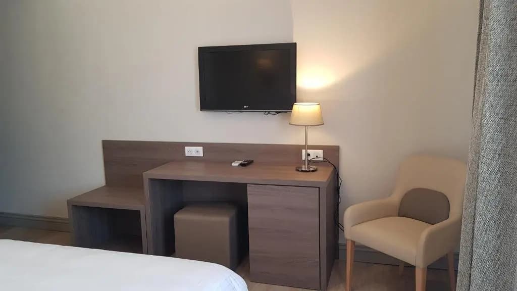 Hotel Berneron - Photo 5
