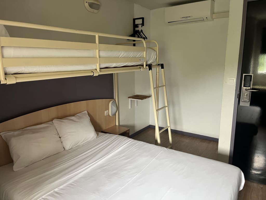 Hotel Première Classe Niort Est - Chauray - Photo 2