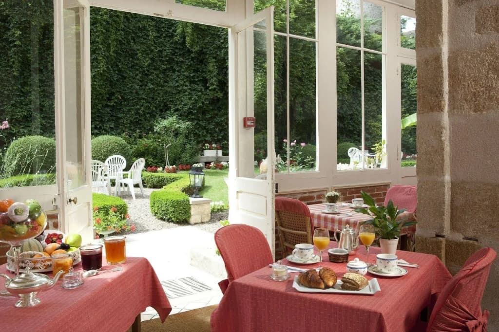 Logis Grand Hotel Montespan-Talleyrand - Miniature 8