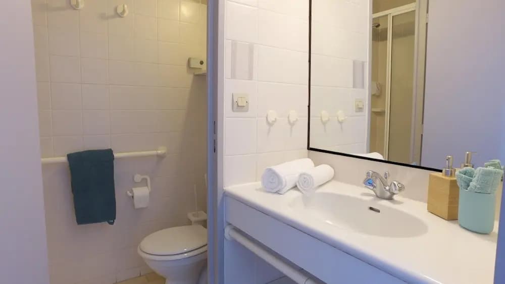 2 Room Apartment 3 People 1 Baby - Photo 5