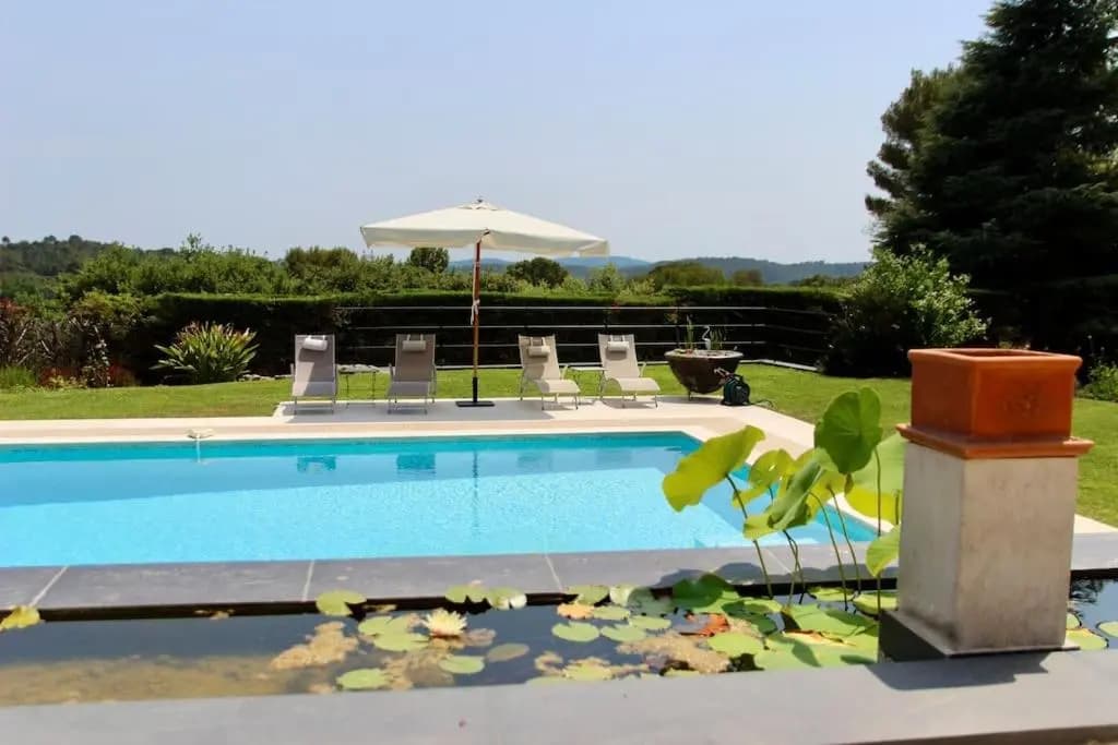 Luxurious villa 4 bedrooms in secluded area, swimming pool - Miniature 8