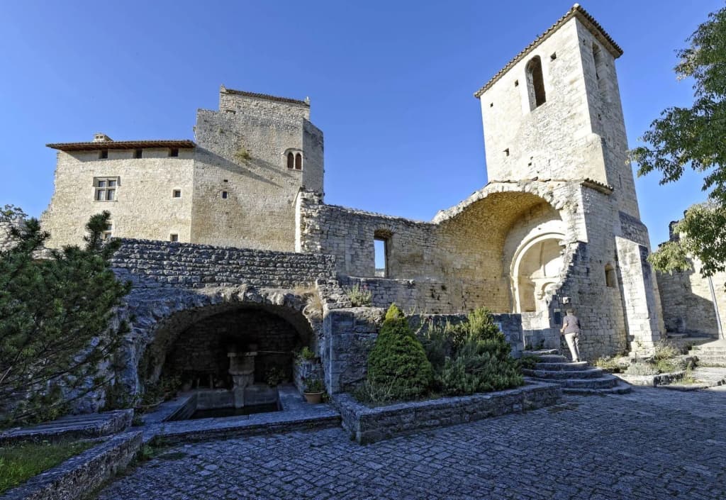 Hotel les Hospitaliers - Photo 1