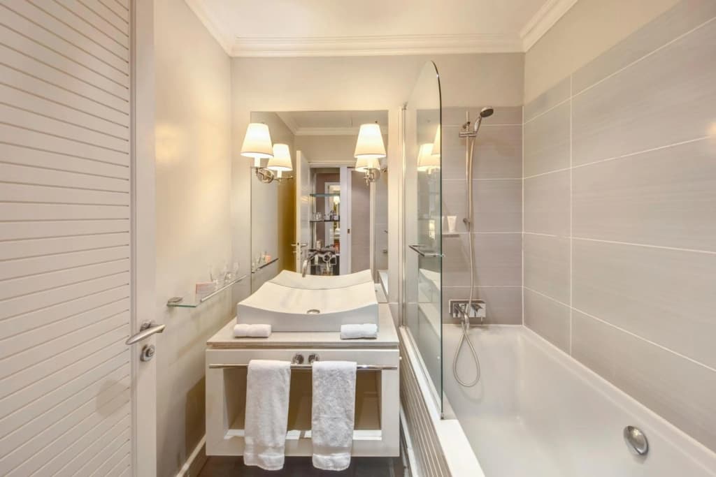 Lux* Saint Gilles Hotel - Miniature 8