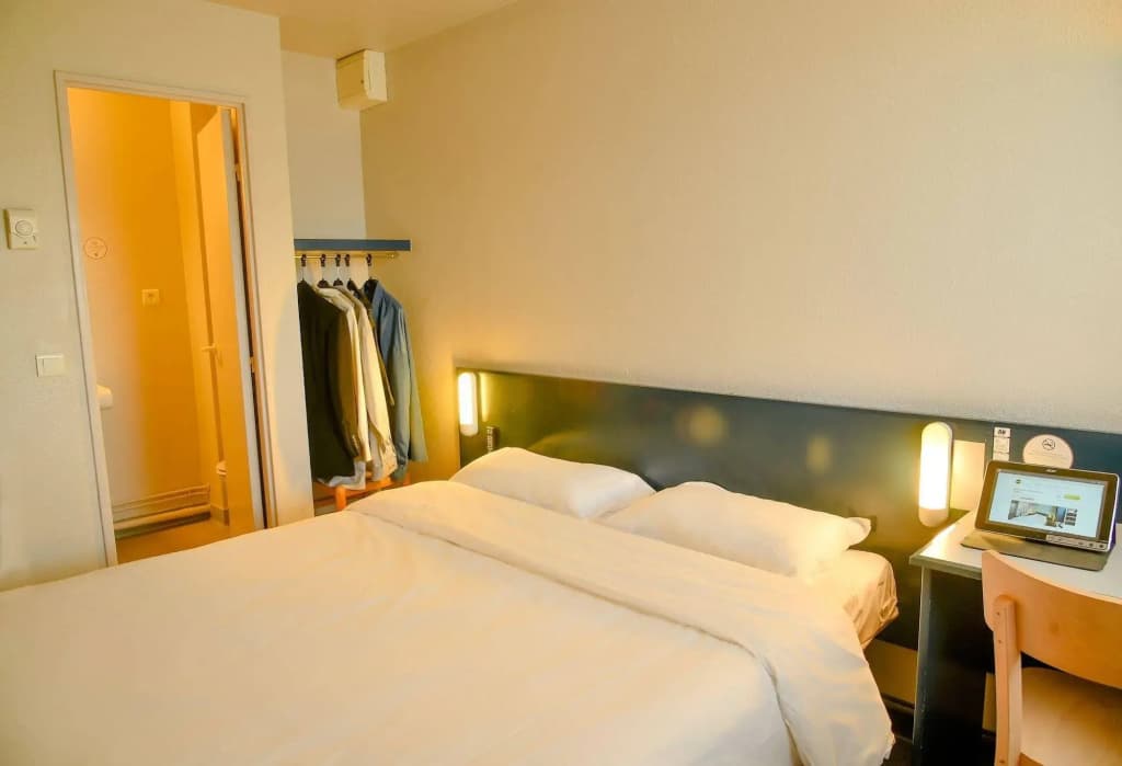 B&B HOTEL Lens Noyelles-Godault - Miniature 7