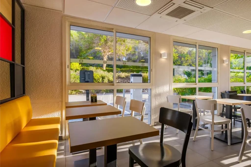B&B HOTEL Antibes Sophia Antipolis - Miniature 7