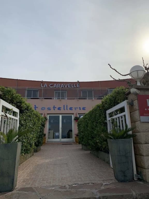 Hôtel La Caravelle - Photo 1