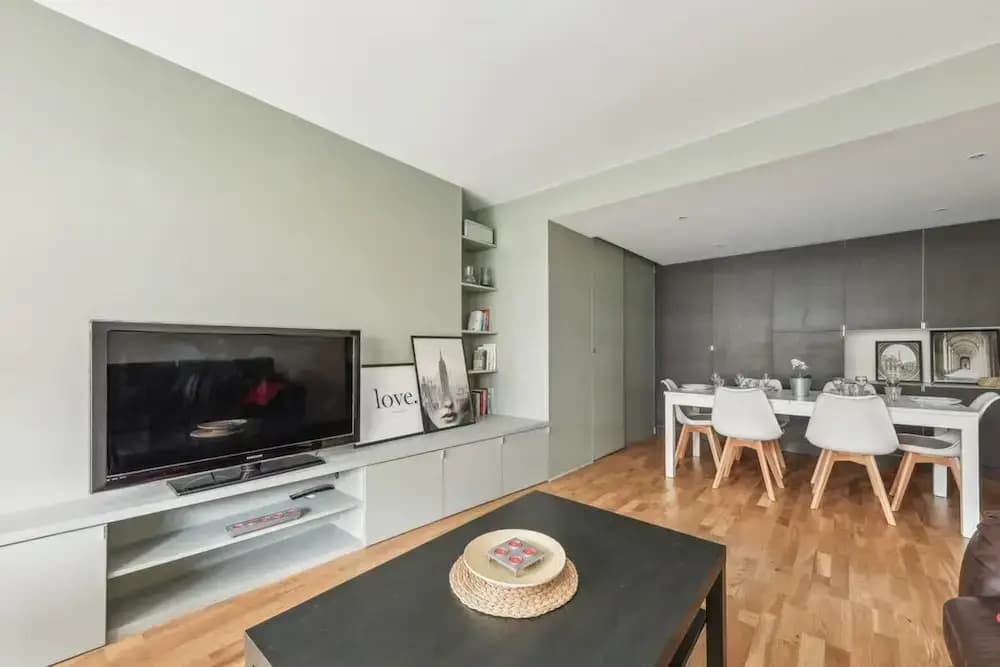 Spacious Apartment With Balcony -11th- Mobility le - Miniature 6
