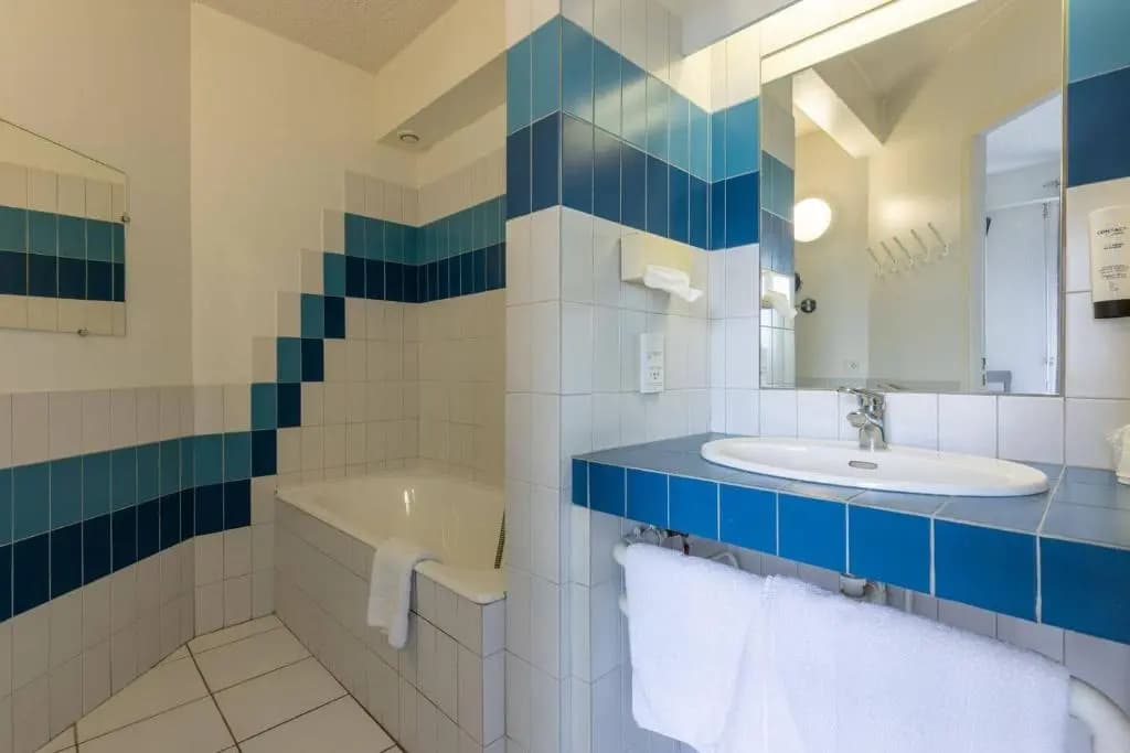 Abor Hôtel - Miniature 8