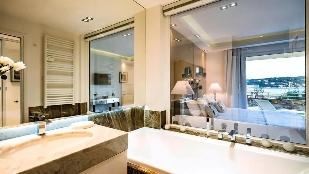 Deluxe apartment Villefranche Sea view front Terrace 230m2 with Jacuzzi - Miniature 8