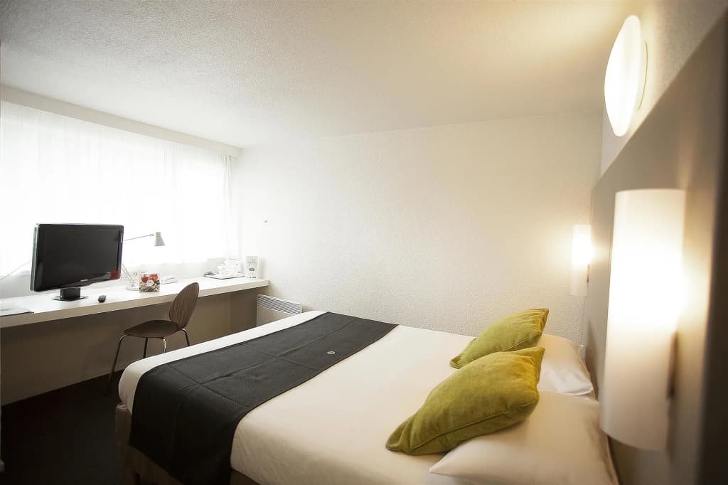 Hotel Campanile Melun Sud - Dammarie Les Lys - Photo 5