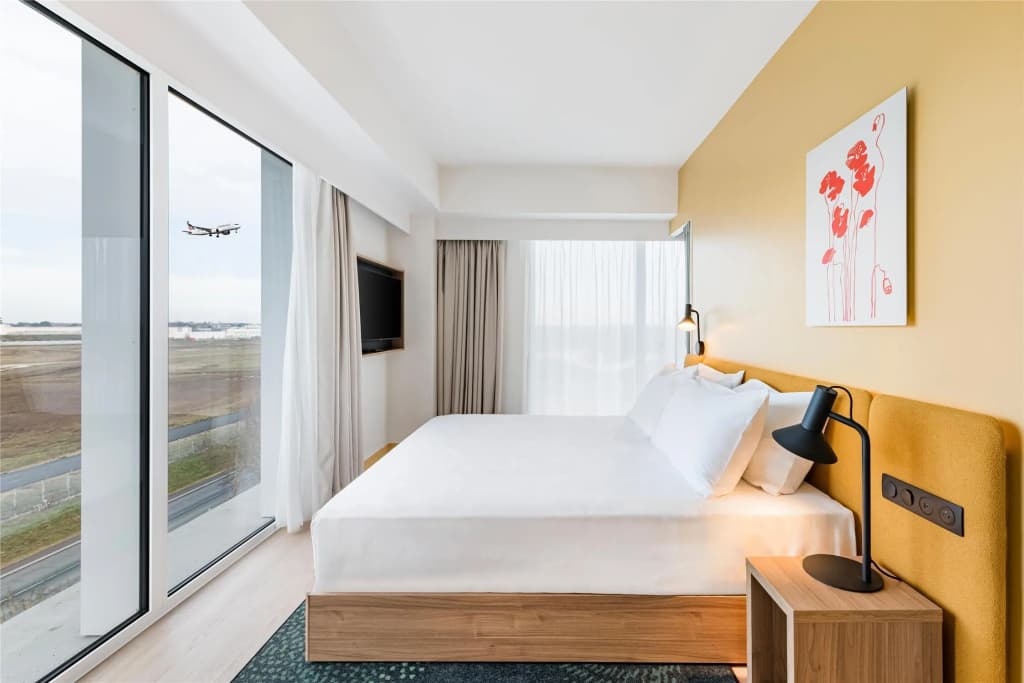 Hampton by Hilton Bordeaux Merignac Airport - Miniature 6