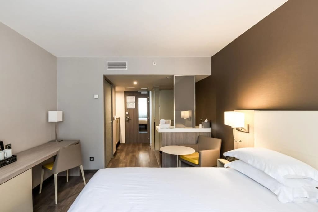 AC Hotel by Marriott Marseille Prado Velodrome - Miniature 6