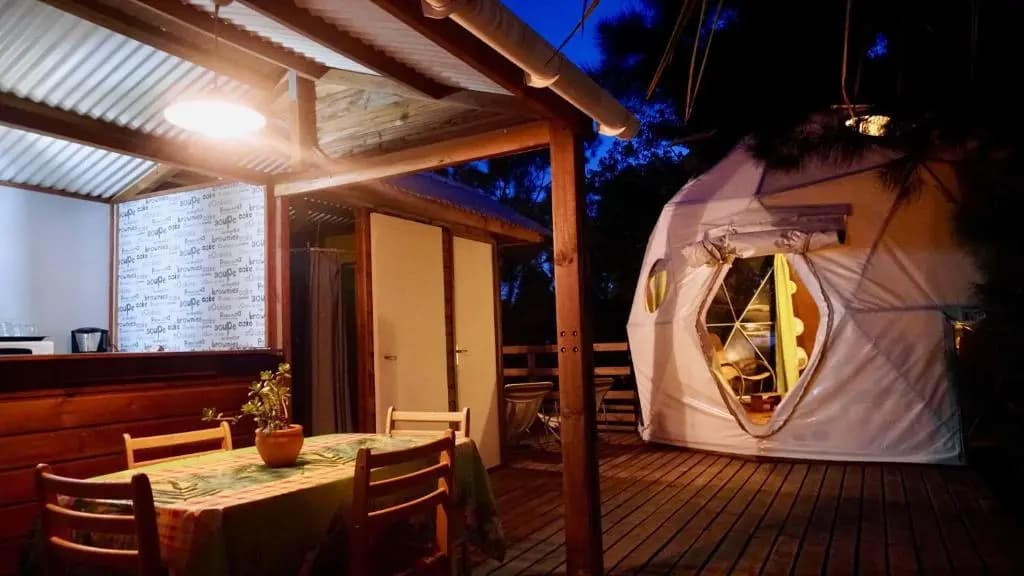 Bubble Dome Village- Glamping - Photo 5