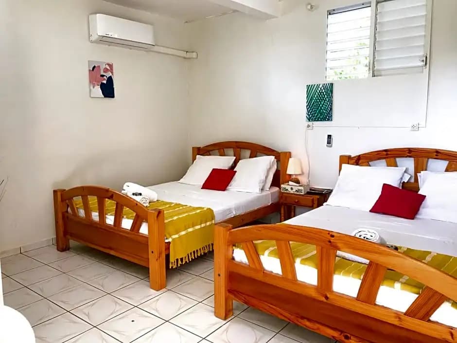 Hotel OASIS - Photo 2