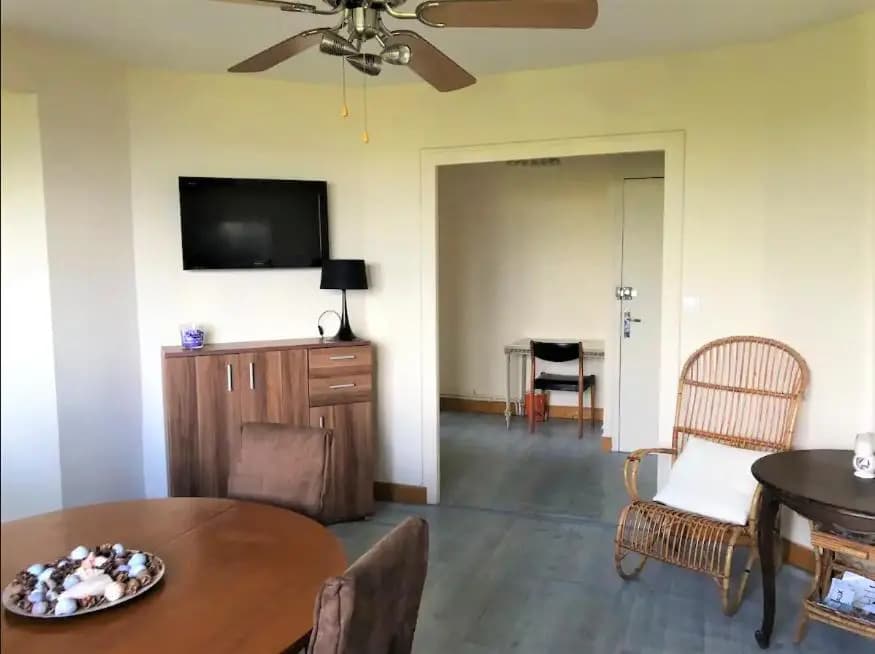 Appartement vue sur baie et océan, 100 m de la plage et du centre par chemin privé - Photo 2