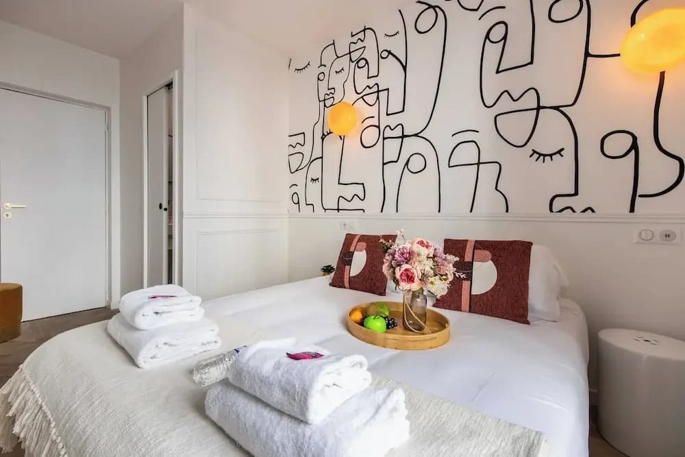 Intimate Private Room - 2P- Pigalle/moulin Rouge - Photo 3