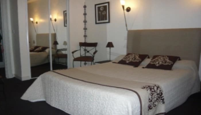 Hôtel Bristol Pau - Photo 3