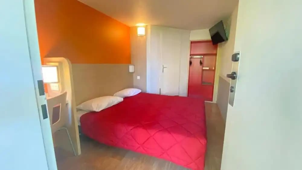 HOTEL Eco Green ex. Premiere Classe - Photo 2