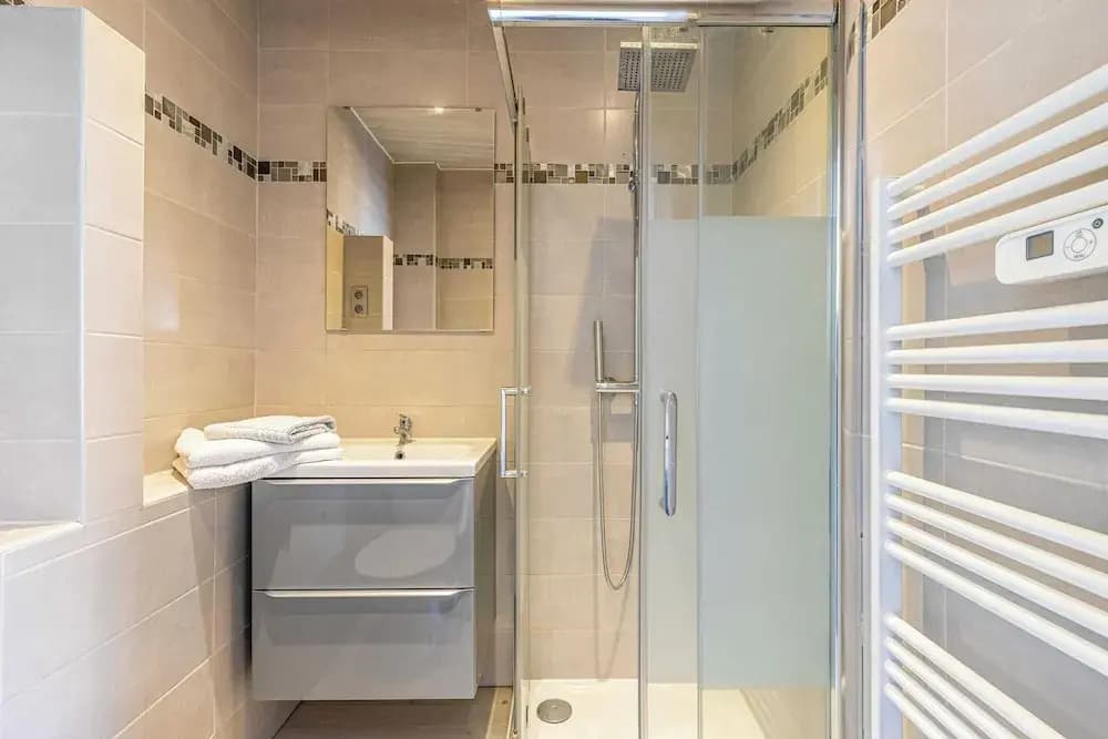 Magnificent Studio in the Center of Cannes / Terrace - 30m2 - Miniature 8