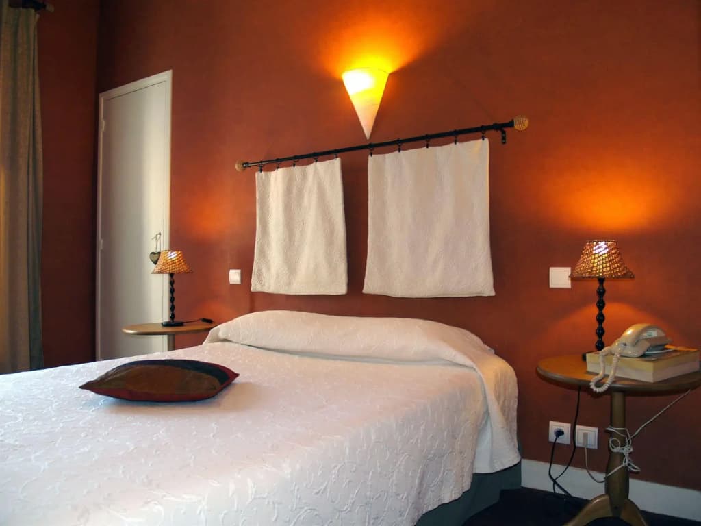 Hôtel Central - Photo 5