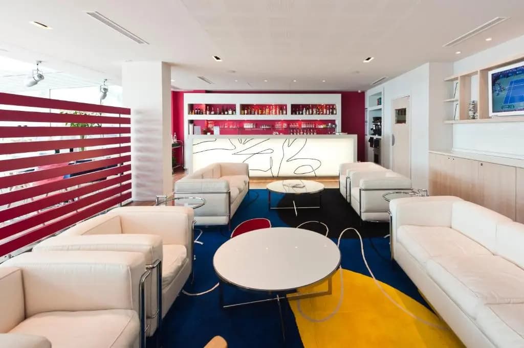 Hotel Victoria - Photo 2