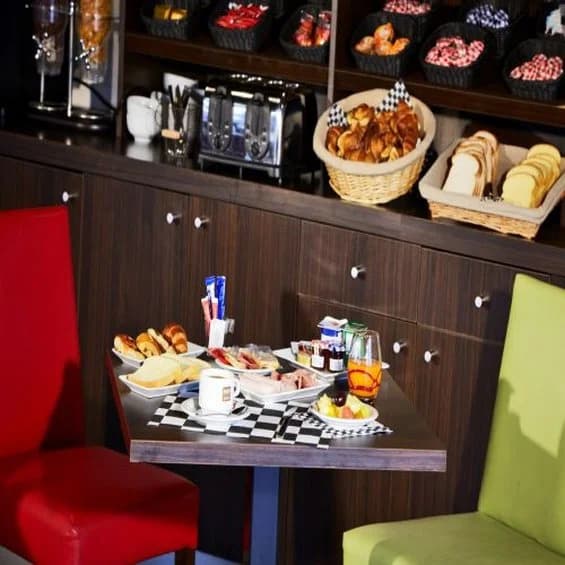 Kyriad Design Enzo Reims Tinqueux - Miniature 7