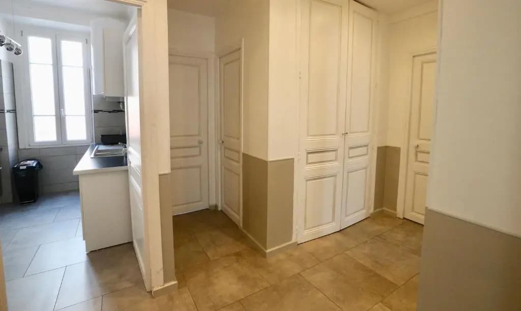 Amiral Courbet Apartment - Photo 4