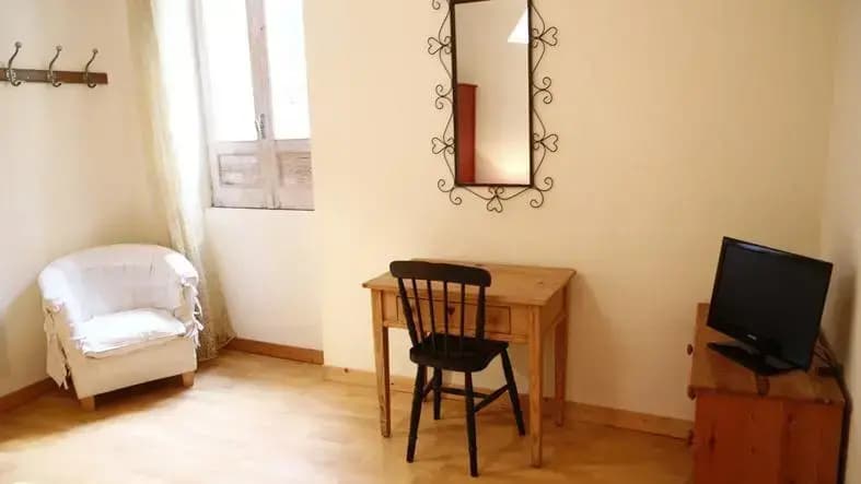 Moliere - Photo 3