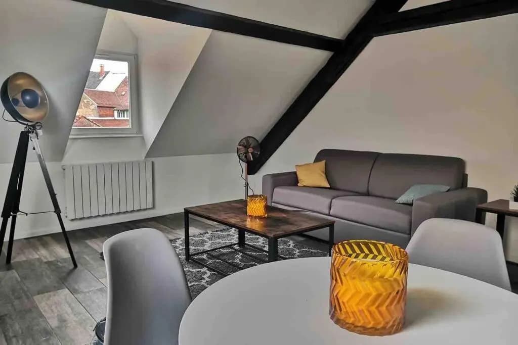 Appartement 4P Hypercentre. Place de Cathédrale - Photo 4
