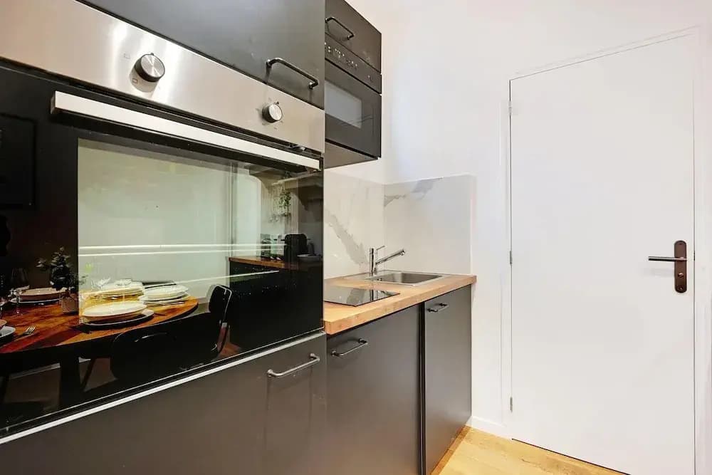Private Terrace Apartment -1bdr/ 6p-sacra-ca\"ur - Miniature 8