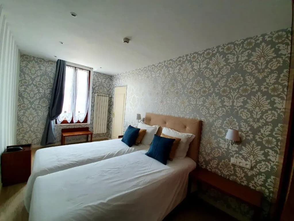 Hotel  Restaurant La Croix Blanche De Sologne - Photo 3