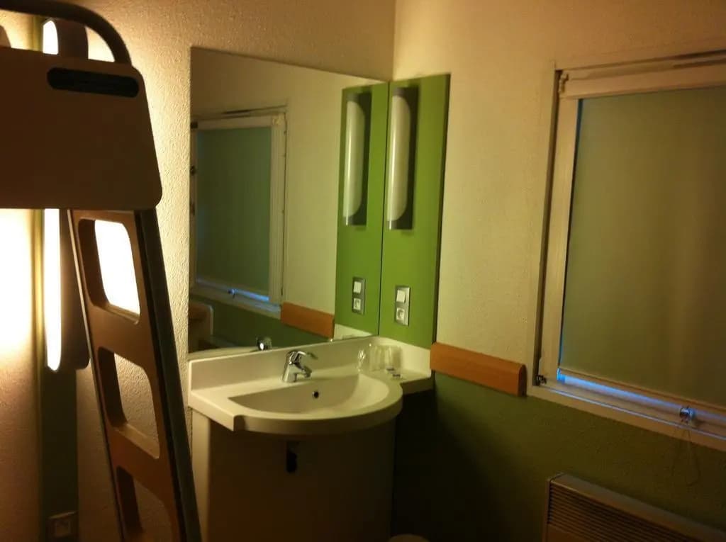 ibis budget Macon Nord - Miniature 8