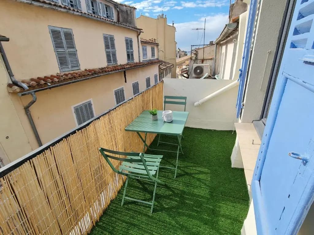 GregBnb-com - Centre Ancien - Studio Roof-Top - CLIMATISÉ - 5eme étage - Photo 1