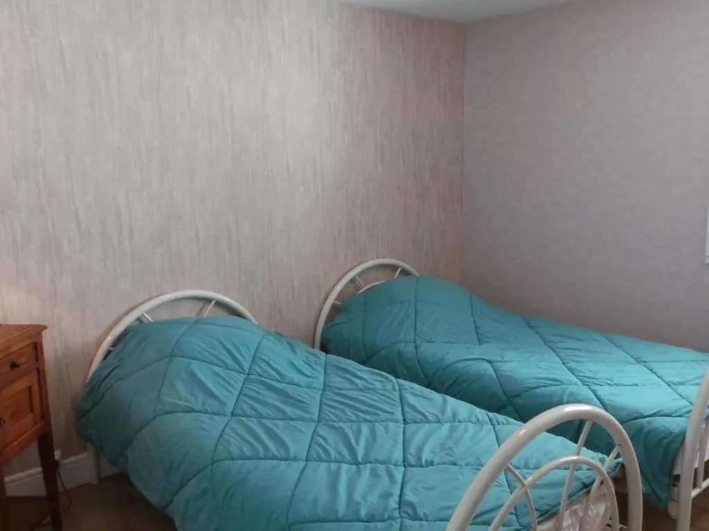 Gîte Creuzier-le-Neuf, 4 pièces, 6 personnes - FR-1-489-76 - Photo 3