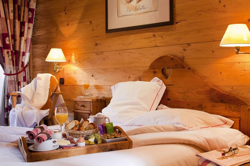 Hotel Carlina - Photo 4