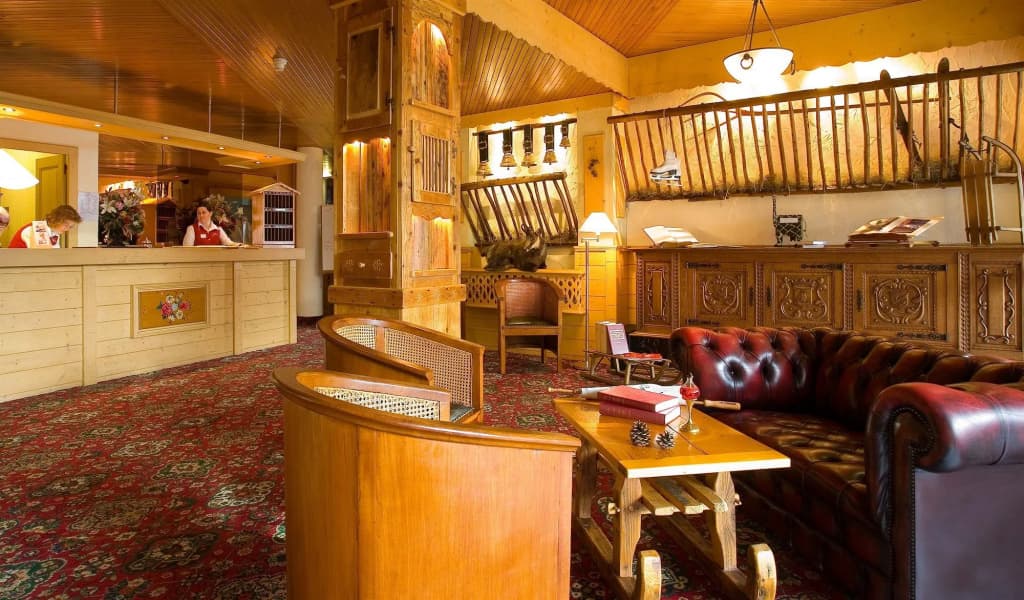 Hotel Carlina - Photo 2
