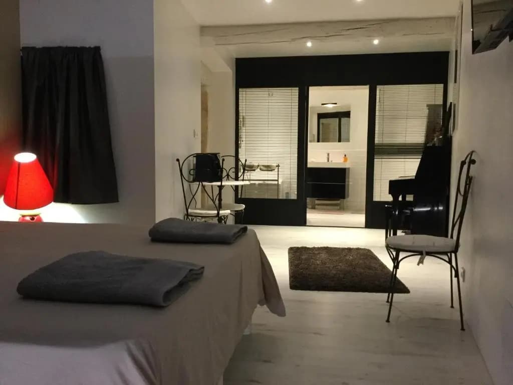 Eyragues suite parentale - Photo 3