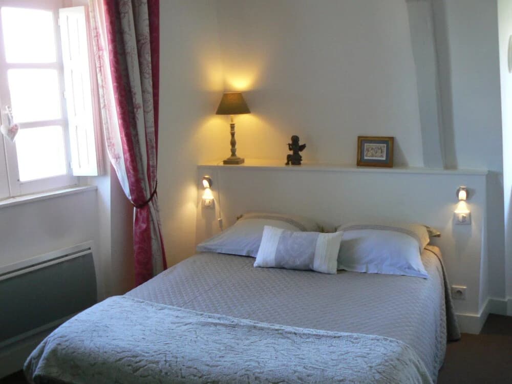 Appartement Relais Saint Pavin - Miniature 7