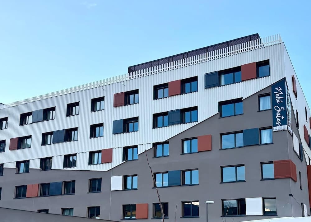 Nehô Suites St Jean de Maurienne - Photo 1