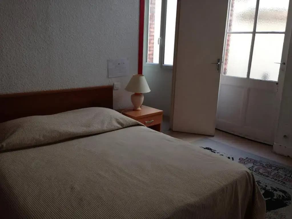 Hôtel Saint Joseph - Photo 4