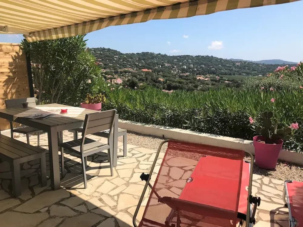 Holiday Home in La Croix-valmer Near Beaches - Photo 1