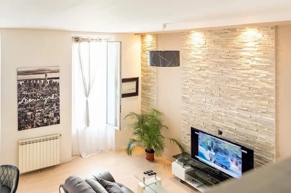 Gambetta Cannes Apartment - Miniature 8