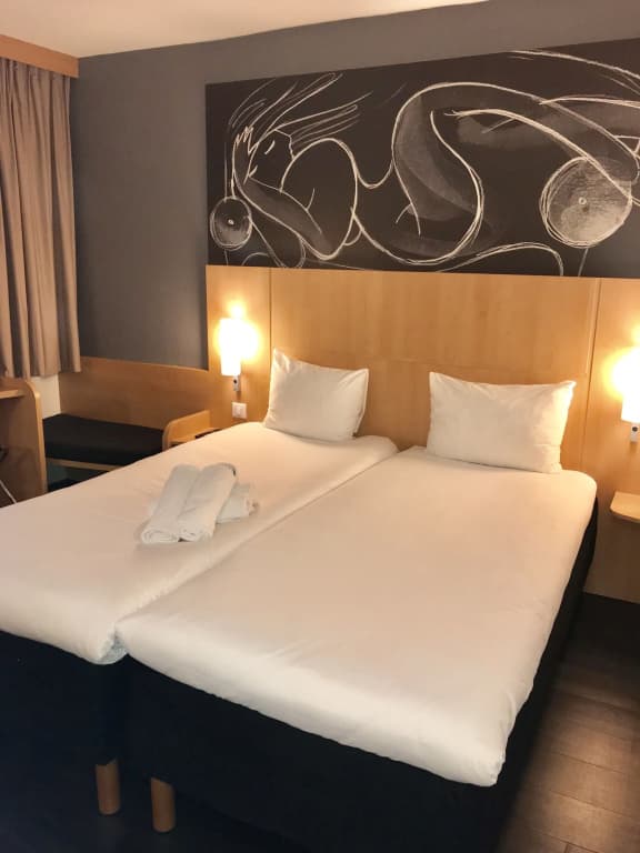 easyHotel Nice Old Town - Miniature 7