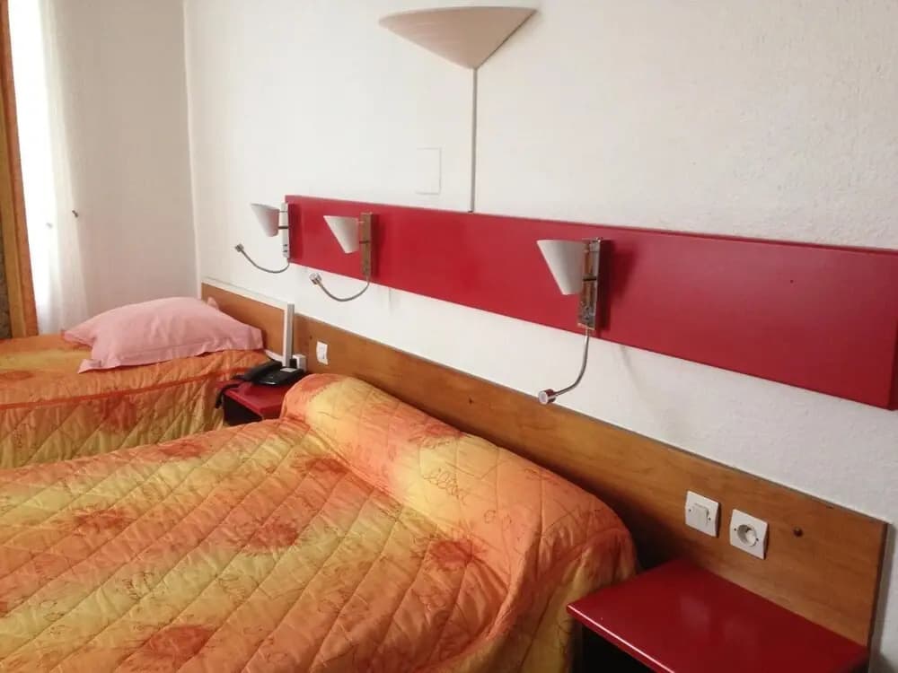Hôtel Union - Photo 2