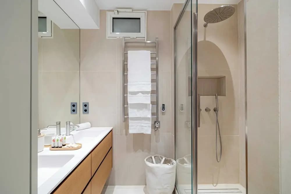 Renovated Apartment - Cannes Croisette Golden Square - Miniature 6